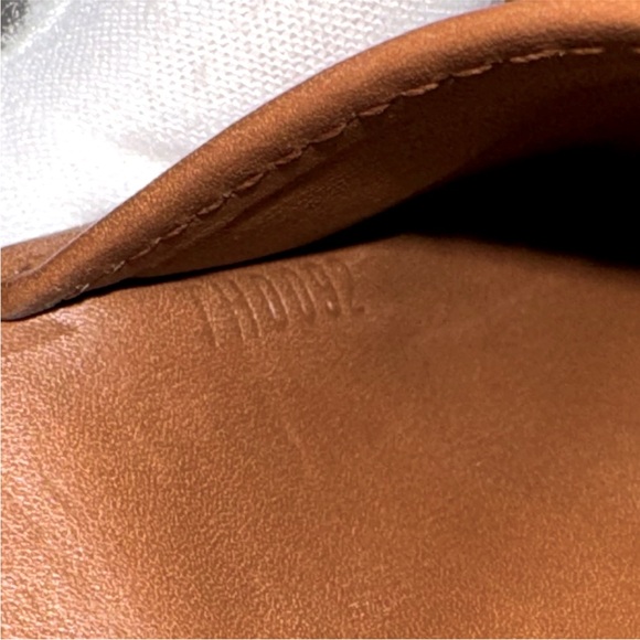 Louis Vuitton Brown Wallet - Picture 7 of 15